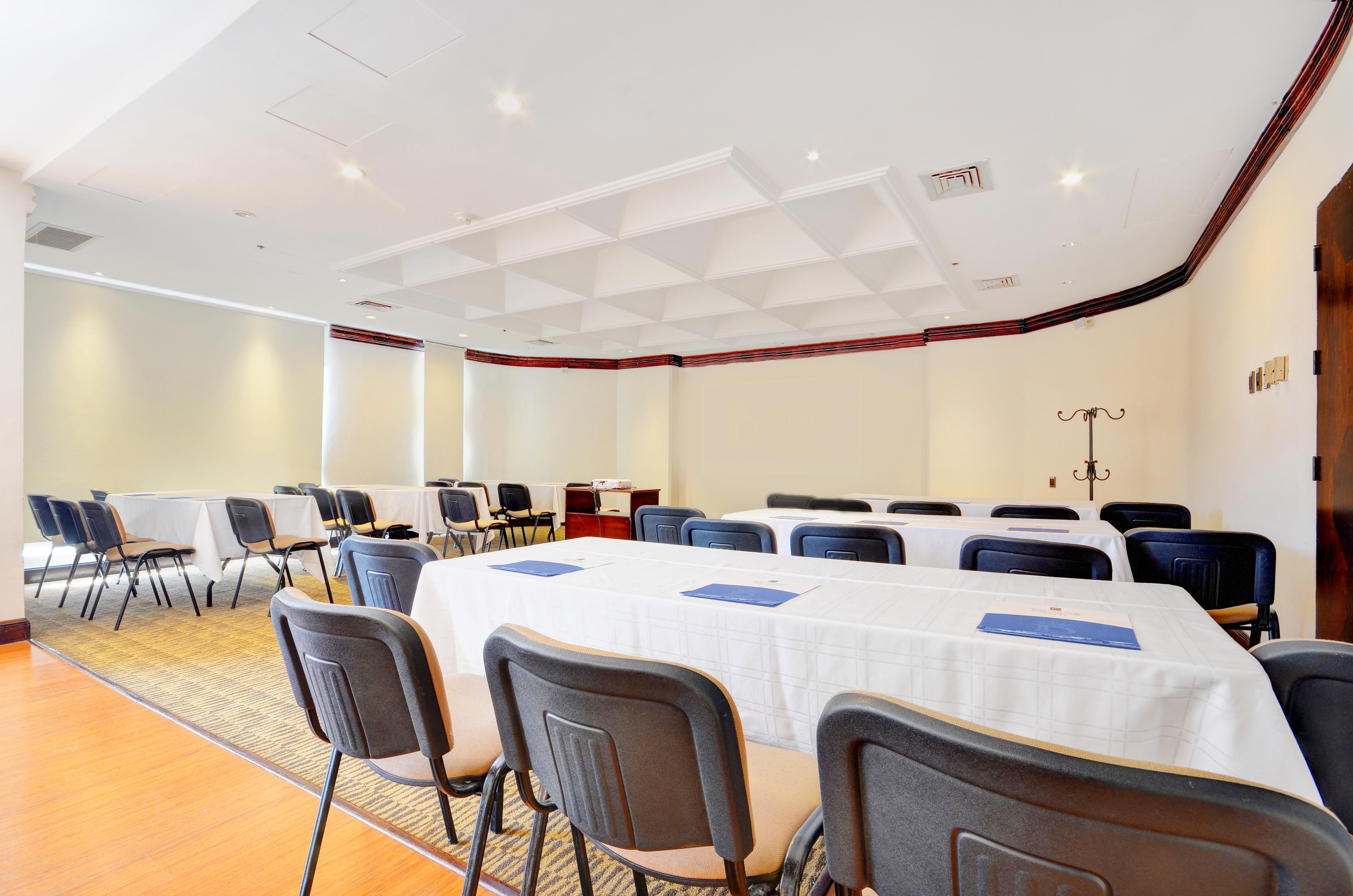 Hotel Dann Carlton Belfort Medellín Esterno foto Meeting room