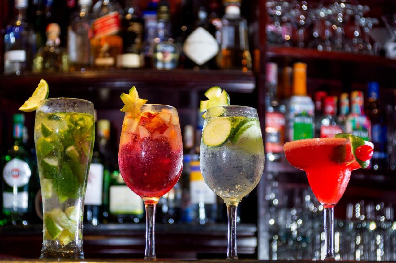 Hotel Dann Carlton Belfort Medellín Esterno foto Cocktails